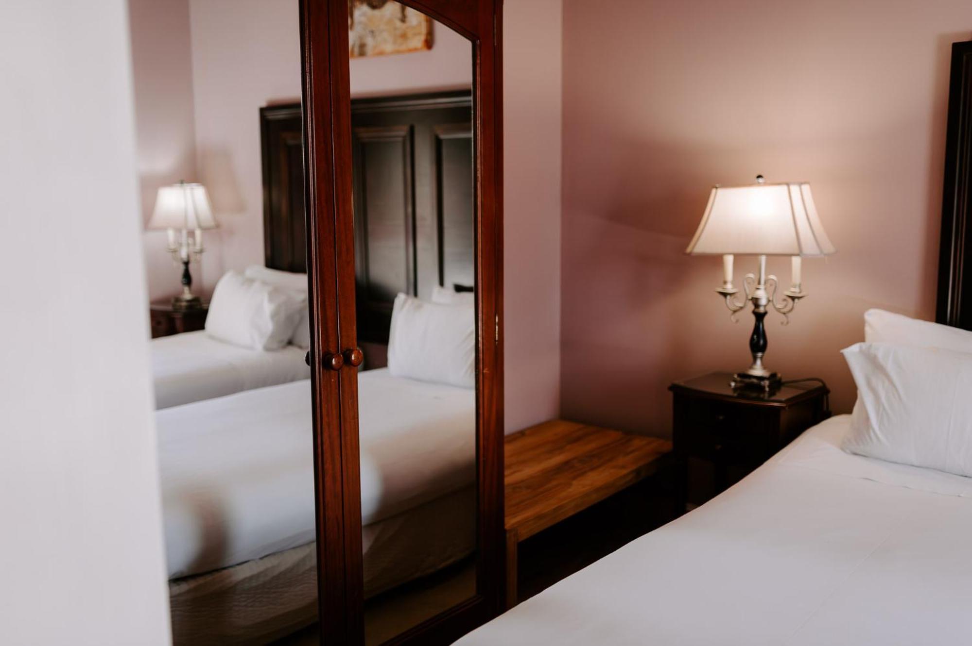 Abbey Boutique Hotel Adults Only Warwick Exteriör bild